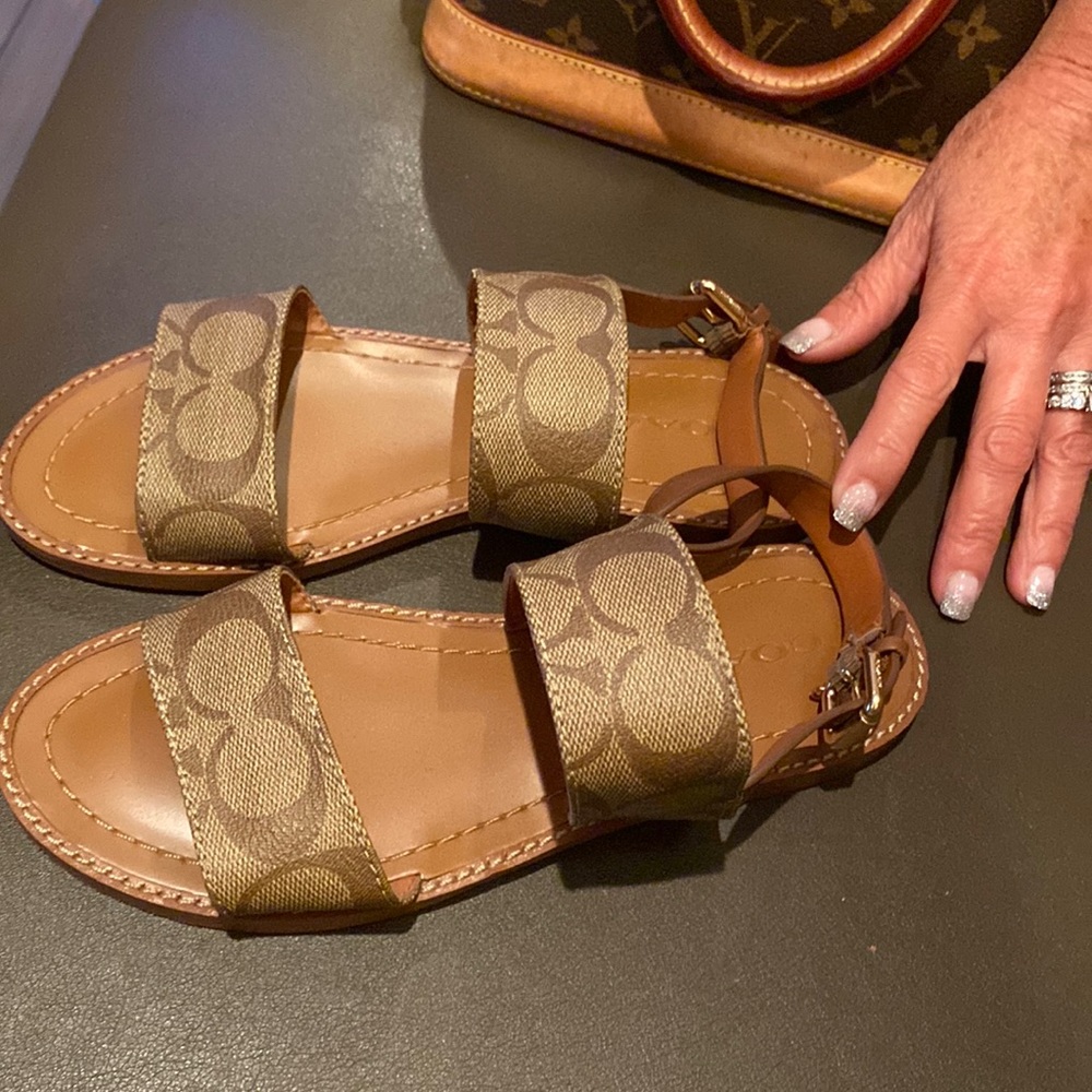 Coach Henry Sandal